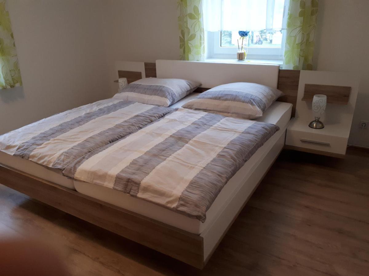 Ferienwohnung Karlguth Neustadt in Sachsen Extérieur photo